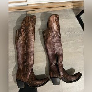 Corral Women's Tall Embroidered Western Boots